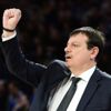 Ergin Ataman 2 yıl daha Anadolu Efes'te