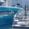 Lyon'da itfaiye aracının su boşalttığı anlarda renkli görüntüler ortaya çıktı Lyon'da itfaiye aracının su boşalttığı anlarda renkli görüntüler ortaya çıktı