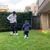 Guilherme oğluyla bahçede futbol keyfi yaptı Guilherme oğluyla bahçede futbol keyfi yaptı