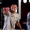 Lovren ve Salah Masa Tenisinde Karşı Karşıya Geldi