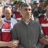 Cumhurbaşkanına suikast girişiminin başındaki generalden 'ateistim' savunması Cumhurbaşkanına suikast girişiminin başındaki generalden 'ateistim' savunması