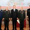 Bakan Akar: Sahada olmayan komando yok Bakan Akar: Sahada olmayan komando yok