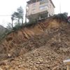Rize'de heyelan! 3 yılda tamamladıkları ev yıkılma tehlikesiyle karşı karşıya Rize'de heyelan! 3 yılda tamamladıkları ev yıkılma tehlikesiyle karşı karşıya