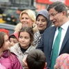 Başbakan Davutoğlu'ndan öğrencilere sürpriz