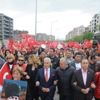 Bursa'da coşkulu 23 Nisan yürüyüşü Bursa'da coşkulu 23 Nisan yürüyüşü