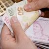 Memur ve memur emeklilerinin gözü hükümetin zam teklifine kilitlendi