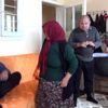 Hayatını engelli çocukları ve yatağa bağımlı eşine ... Hayatını engelli çocukları ve yatağa bağımlı eşine ...