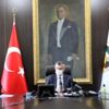 Zonguldak Valisi şehirdeki salgın faturasını sağlıkçılara kesti Zonguldak Valisi şehirdeki salgın faturasını sağlıkçılara kesti