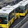 Metrobüs arızası trafiği felç etti