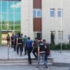 110 bin 200 lira sahte parayı piyasaya sürmeye çalışan 6 kişi gözaltına alındı 110 bin 200 lira sahte parayı piyasaya sürmeye çalışan 6 kişi gözaltına alındı