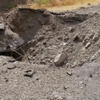 Karayoluna tuzaklanan patlayıcı imha edildi Karayoluna tuzaklanan patlayıcı imha edildi