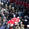 Şehitler için Türkiye tek yürek!