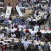 Eruh Belediyesinden 2 bin kişiye iftar Eruh Belediyesinden 2 bin kişiye iftar