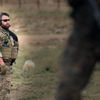 Suriye sınırında skandal görüntüler! ABD askerleri ve YPG’li teröristler aynı karede Suriye sınırında skandal görüntüler! ABD askerleri ve YPG’li teröristler aynı karede