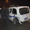 Alkollü sürücü polis aracına çarptı Alkollü sürücü polis aracına çarptı