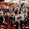 Meclis’te 17 Aralık eylemleri Meclis’te 17 Aralık eylemleri