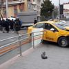 Güngören'de trafik kazası, tramvay seferleri aksıyor
