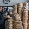 30 yıldır binlerce kuşa evladı gibi bakıyor 30 yıldır binlerce kuşa evladı gibi bakıyor