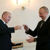 Cumhurbşakanı Erdoğan, İlham Aliyev e tesbih hediye ...
