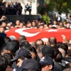 Şehit astsubay Onur Sönmez Kayseri'de toprağa verildi Şehit astsubay Onur Sönmez Kayseri'de toprağa verildi
