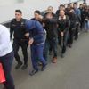 Sahte polisler birbirini dolandırdı
