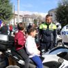 Polis abi ve ablalarına özendiler Polis abi ve ablalarına özendiler