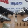 Kuşadası’nda uyuşturucu operasyonu; 3 gözaltı Kuşadası’nda uyuşturucu operasyonu; 3 gözaltı