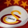 Galatasaray'da hareketli saatler...3 imza an meselesi Galatasaray'da hareketli saatler...3 imza an meselesi
