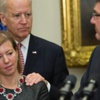 Joe Biden'dan yeni savunma bakanının eşine yakın takip Joe Biden'dan yeni savunma bakanının eşine yakın takip
