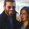 Can Yaman'ın fırlattığı fotoğraf makinesi dizideki oyuncuyu yaraladı Can Yaman'ın fırlattığı fotoğraf makinesi dizideki oyuncuyu yaraladı