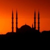 Aşkına karşılık vermeyen kadın için sela okuttu!