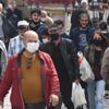 Eskişehir'de sokaklar doldu, sosyal mesafeye uyulmadı Eskişehir'de sokaklar doldu, sosyal mesafeye uyulmadı