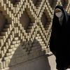 İran'da son 24 saatte koronavirüsten 138 kişi öldü