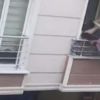 Kavganın stresiyle dengesini kaybeden adam balkondan düştü!