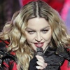 Ünlü Şarkıcı Madonna Konserde Neden Ağladı!