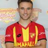 Göztepe'de Gökay Eser 5 yıllık sözleşme imzaladı