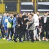 Tuzlaspor-Galatasaray maçında yaşanan olaylar futbola gölge düşürdü