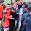 Amatör maçta saha karıştı Amatör maçta saha karıştı