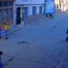 Bursa kadının oğlunu sokak ortasında dövdüğü anlar ... Bursa kadının oğlunu sokak ortasında dövdüğü anlar ...