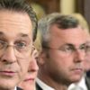 Avusturya'da Başbakan Yardımcısı Strache istifa etti