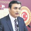 Hem partiyi hem bankayı yönetiyor Hem partiyi hem bankayı yönetiyor