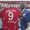 Eto'o sahne aldı Eto'o sahne aldı
