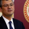 İşte Olcay Kılavuz'un Özgür Özel'e yumruk girişiminden ilk görüntü! İşte Olcay Kılavuz'un Özgür Özel'e yumruk girişiminden ilk görüntü!