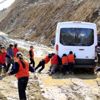 Yüksekova’da öğrencilerin yol çilesi Yüksekova’da öğrencilerin yol çilesi