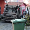 Çöp kamyonunun çarptığı temizlik işçisi öldü Çöp kamyonunun çarptığı temizlik işçisi öldü