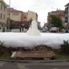 Süs havuzu köpürdü! Görenler şaşırdı! Süs havuzu köpürdü! Görenler şaşırdı!