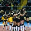 VakıfBank lider olarak çeyrek finalde VakıfBank lider olarak çeyrek finalde