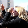 Kosovalılar güneş tutulmasını birlikte izledi Kosovalılar güneş tutulmasını birlikte izledi