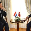 Başbakan Davutoğlu, temaslarda bulunmak üzere Hollanda'da