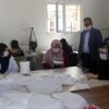 Usta öğreticiler koronavirüse karşı maske üretiyor